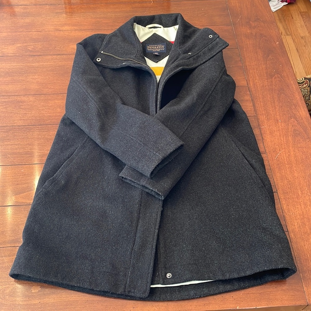 Pendleton Cascade Wool women’s Coat size medium